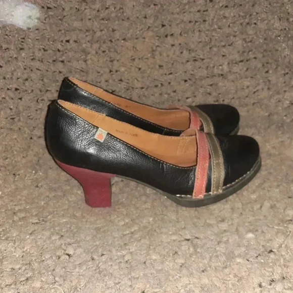 ART COMPANY- Black Leather Strappy Pump w/Rubber Block Heel-Sz 37-Near Mint - Picture 4 of 7